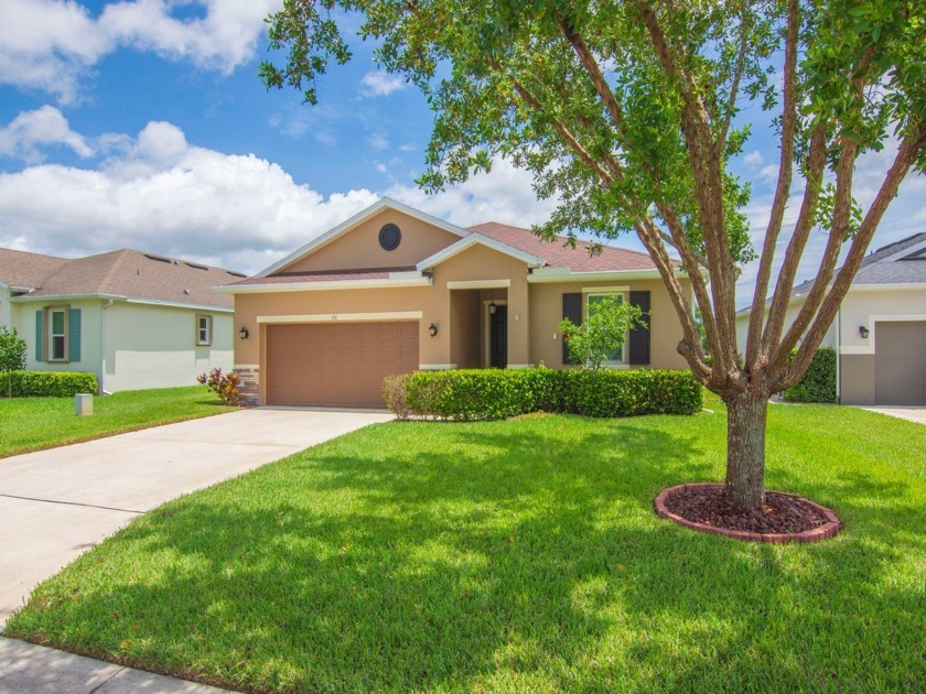 WHOA..STOP RIGHT NOW!  Built 2016, 4 Bed/2 Bath, 2003 Sq. Ft - Beach Home for sale in Sebastian, Florida on Beachhouse.com