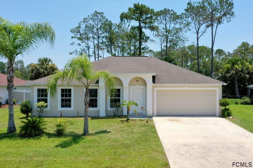 RUSH ON OVER TO SEE THIS REALLY DELIGHTFUL HOME ON RIVERDALE! - Beach Home for sale in Palm Coast, Florida on Beachhouse.com