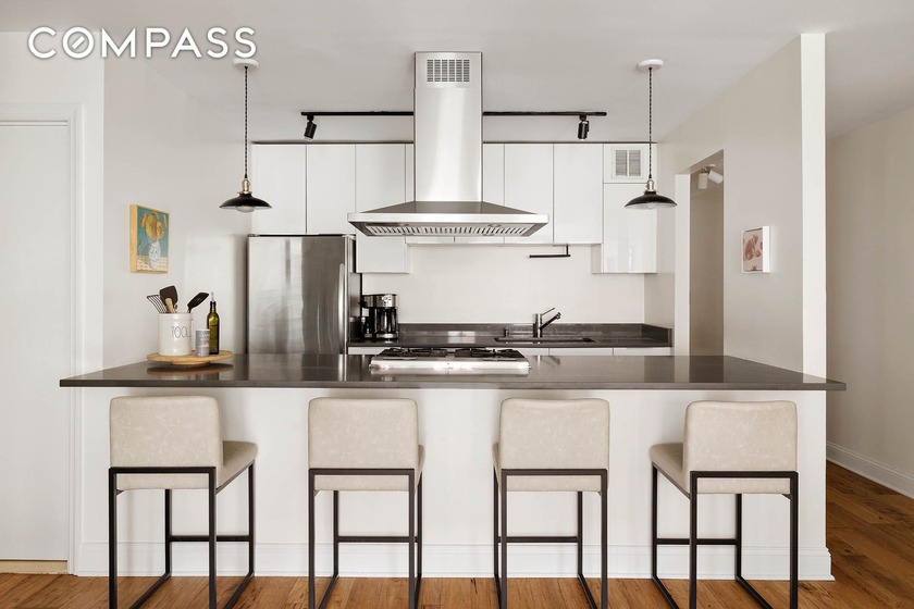 Residing on the intersection of NYC s most desirable - Beach Condo for sale in New York, New York on Beachhouse.com