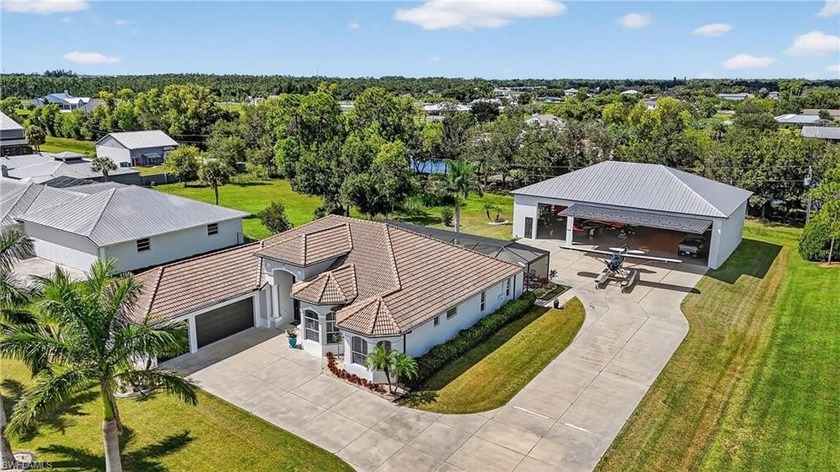 AIRCRAFT OWNERS --PINE SHADOW AIRPARK! SW Florida 94FL - Beach Home for sale in North Fort Myers, Florida on Beachhouse.com