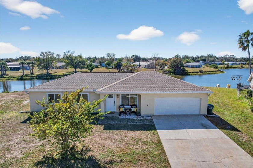 Wake up to serene lake views and end your days in total - Beach Home for sale in North Port, Florida on Beachhouse.com