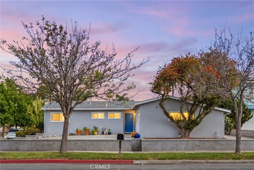 Welcome to 956 W Wilson Street, a well-cared-for and truly loved - Beach Home for sale in Costa Mesa, California on Beachhouse.com