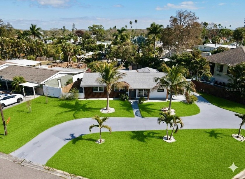 One or more photo(s) has been virtually staged. Premium - Beach Home for sale in St. Petersburg, Florida on Beachhouse.com