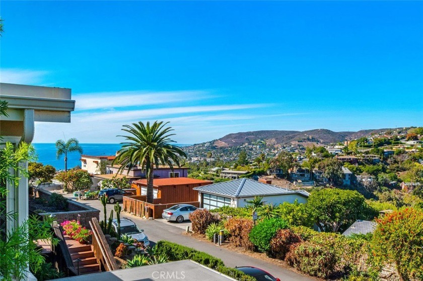 Move right in to this gorgeous Victorian 5 BR 3 BA home with - Beach Home for sale in Laguna Beach, California on Beachhouse.com