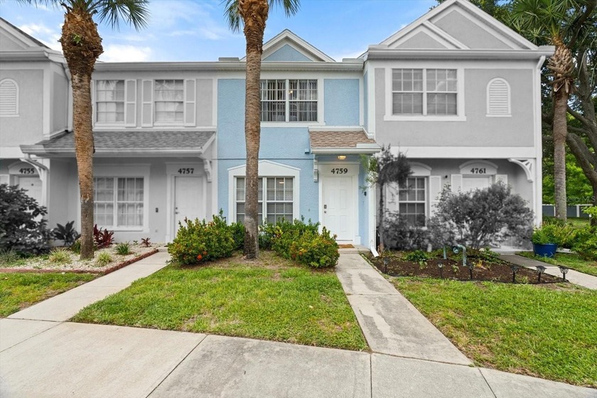 2 bedroom, 2.5 bath townhouse in a gated community with - Beach Condo for sale in Bradenton, Florida on Beachhouse.com