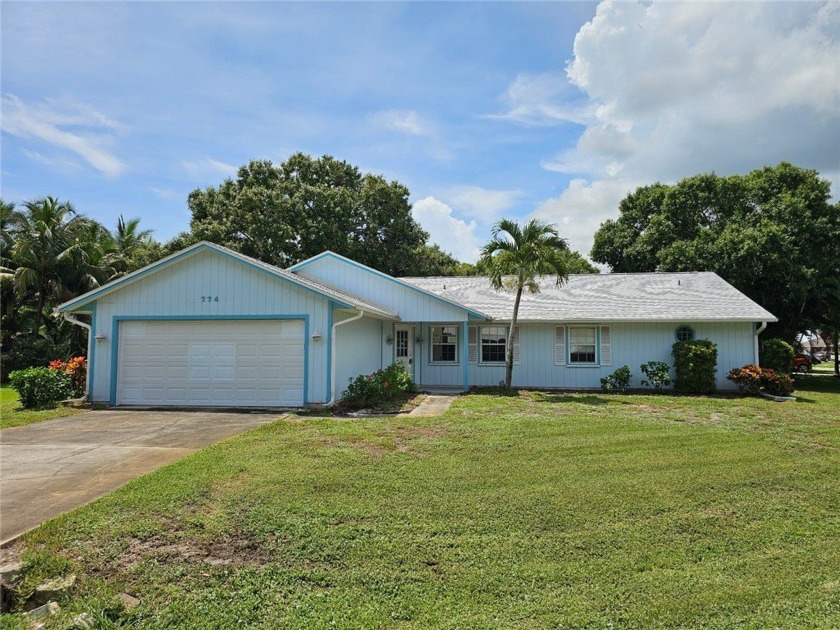 Discover this 3/2/2 that offers a spacious living area, screened - Beach Home for sale in Vero Beach, Florida on Beachhouse.com