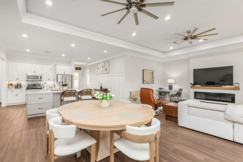 Comfort, Style & Convenience Priced to Sell and Move-in Ready! - Beach Home for sale in Freeport, Florida on Beachhouse.com