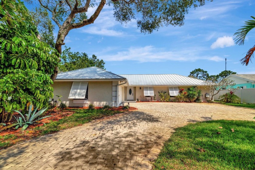 Enjoy ultimate privacy and serenity with nothing behind you - Beach Home for sale in Tequesta, Florida on Beachhouse.com