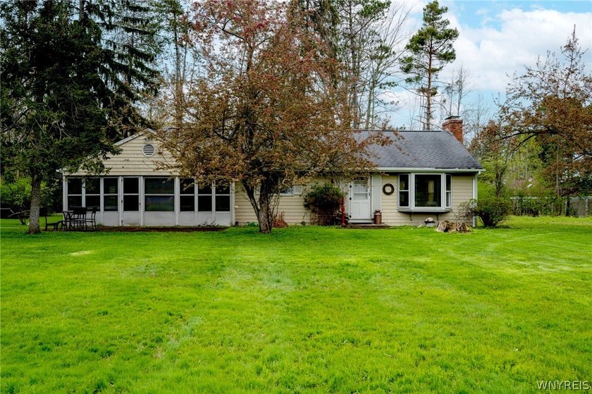 This 3 bedroom, 1 1/2 bath ranch home is located in a desirable - Beach Home for sale in Angola, New York on Beachhouse.com