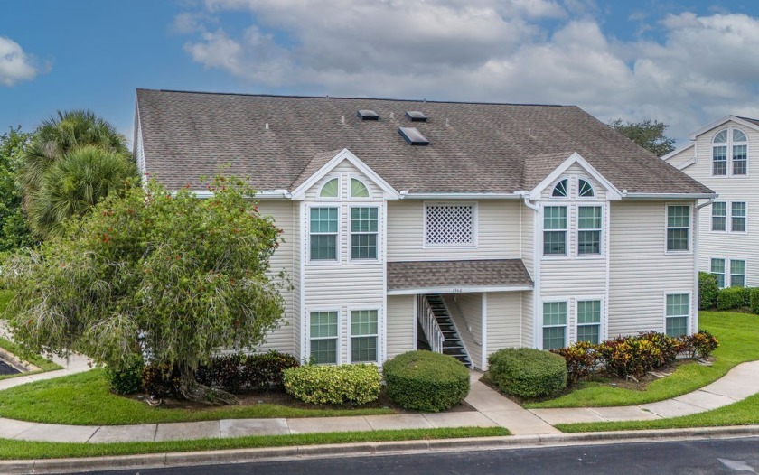 This bright, spacious, fully furnished 2-bedroom, 3-bathroom - Beach Home for sale in Vero Beach, Florida on Beachhouse.com