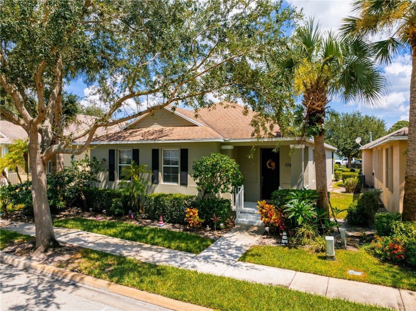 Welcome to the mature oak lined streets of Pointe west's central - Beach Home for sale in Vero Beach, Florida on Beachhouse.com