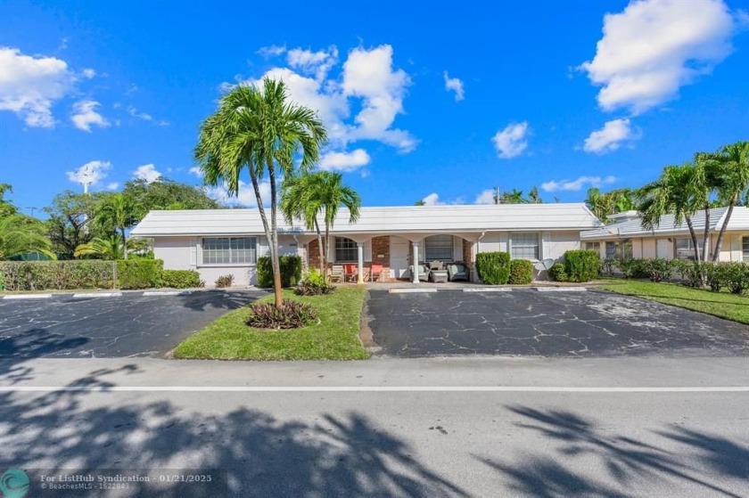 Long-Time Family Owners Purchased in 1977 and are ready to Sell! - Beach Lot for sale in Fort Lauderdale, Florida on Beachhouse.com