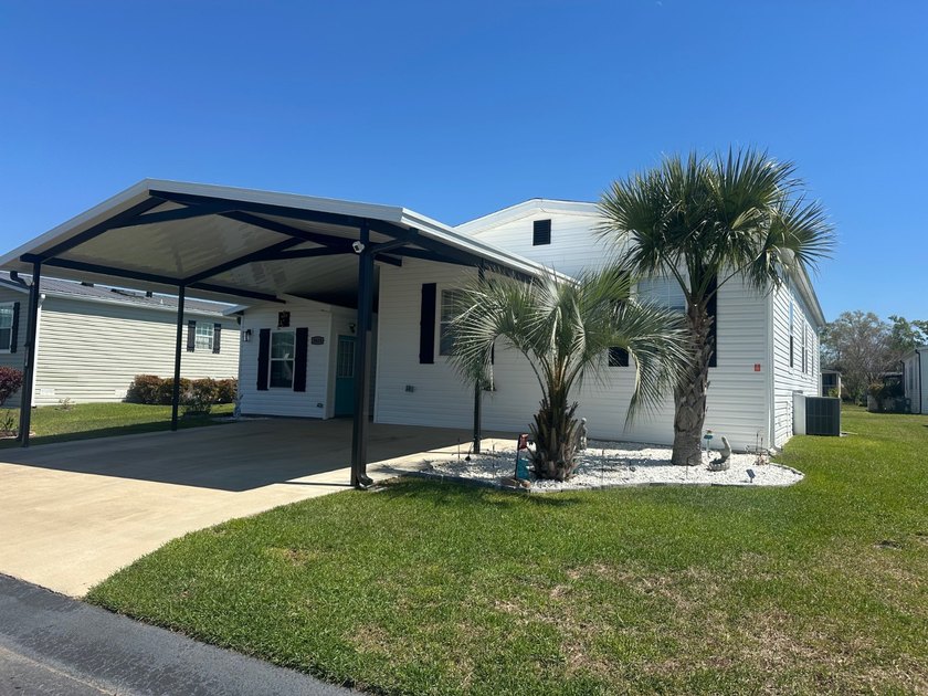 Experience comfort, convenience, and coastal proximity in this - Beach Home for sale in Foley, Alabama on Beachhouse.com