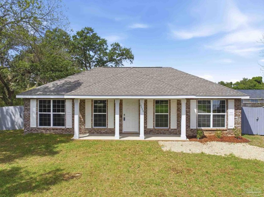 Brand-new, desirable split floor plan, 3-bedroom, 2-bath - Beach Home for sale in Pensacola, Florida on Beachhouse.com
