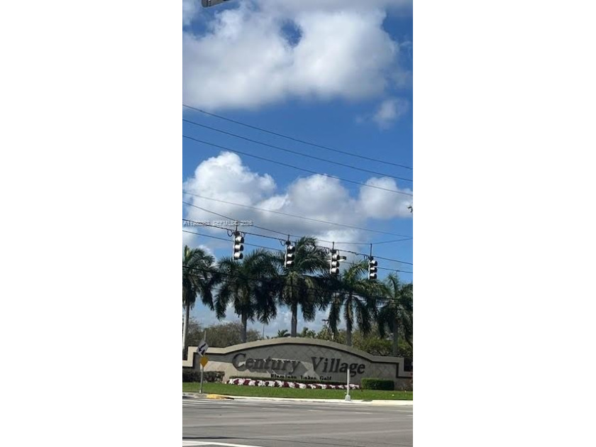 FANTASTIC 1st FLOOR PROPERTY WITH THE PARKING SPACE JUST IN - Beach Condo for sale in Pembroke Pines, Florida on Beachhouse.com