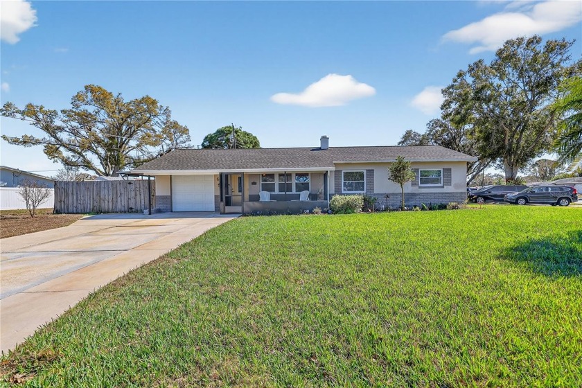 Under contract-accepting backup offers. Exquisitely updated - Beach Home for sale in St. Petersburg, Florida on Beachhouse.com