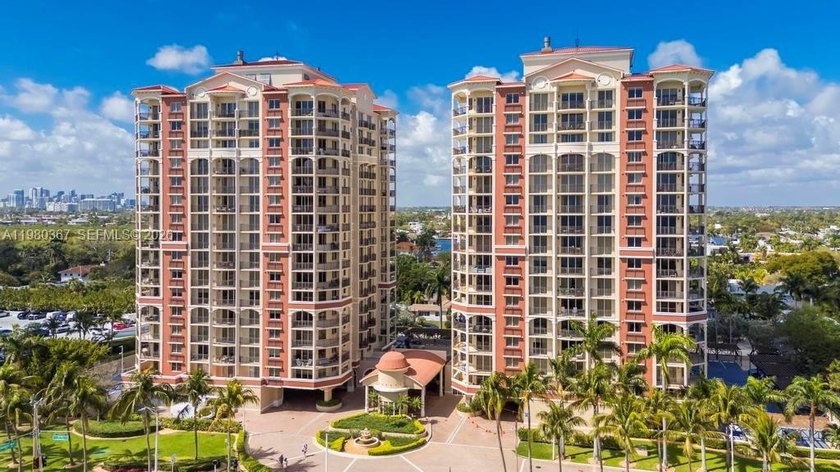 Rarely available 1/1. Beautiful Fort Lauderdale, beach condo - Beach Condo for sale in Fort Lauderdale, Florida on Beachhouse.com