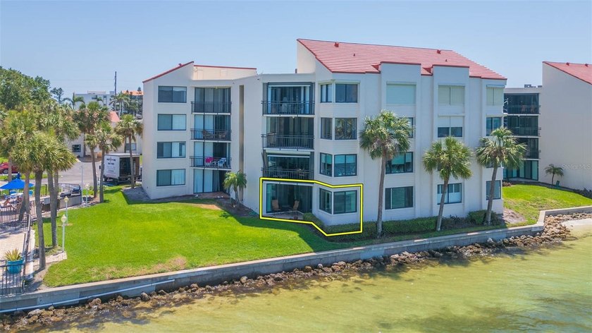 HIGH & DRY! NEVER FLOODED! Welcome to your dream seaside escape - Beach Condo for sale in St. Petersburg, Florida on Beachhouse.com
