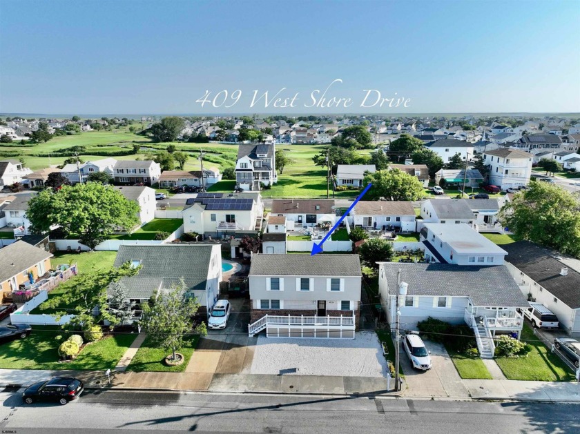 Welcome to this 4 bedroom 2 bath home with bay views! Home has 1 - Beach Home for sale in Brigantine, New Jersey on Beachhouse.com