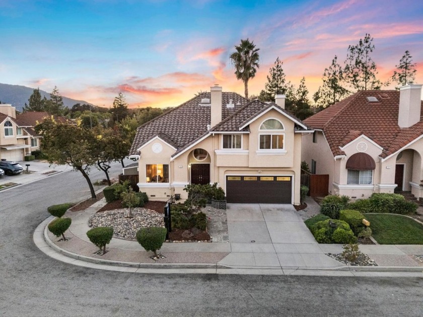 Beautifully upgraded home at the corner of a cul de sac. This 5 - Beach Home for sale in San Jose, California on Beachhouse.com