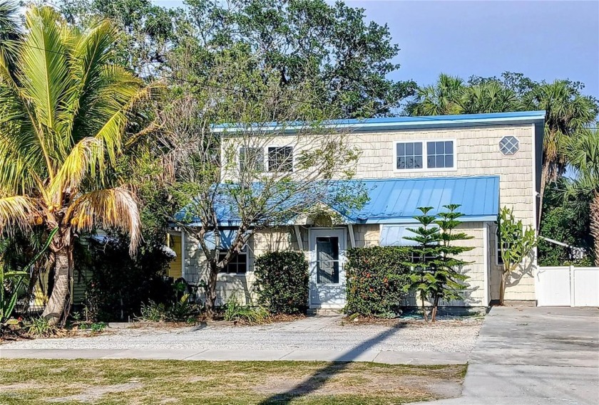 Discover the Charm of Old Florida Combined with Modern Elegance.
 - Beach Home for sale in Gulfport, Florida on Beachhouse.com