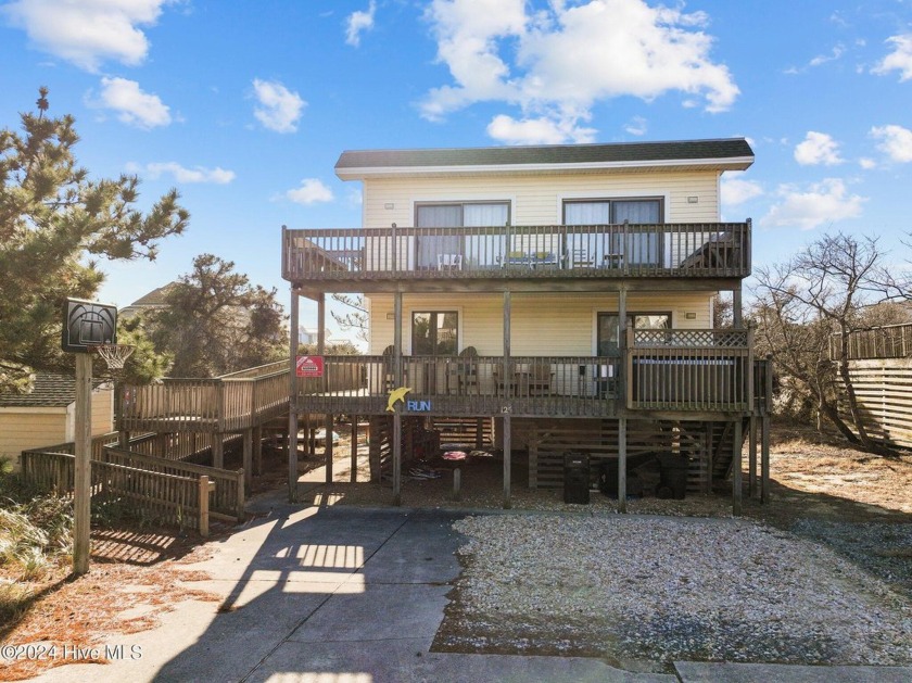 **Beautiful 5-Bedroom Coastal Retreat with Ocean Views** This - Beach Home for sale in Duck, North Carolina on Beachhouse.com