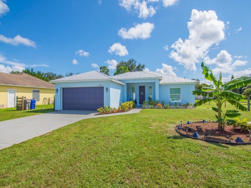 Amazing Home! Discover this immaculate 3-bed, 2-bath, 2-car - Beach Home for sale in Vero Beach, Florida on Beachhouse.com