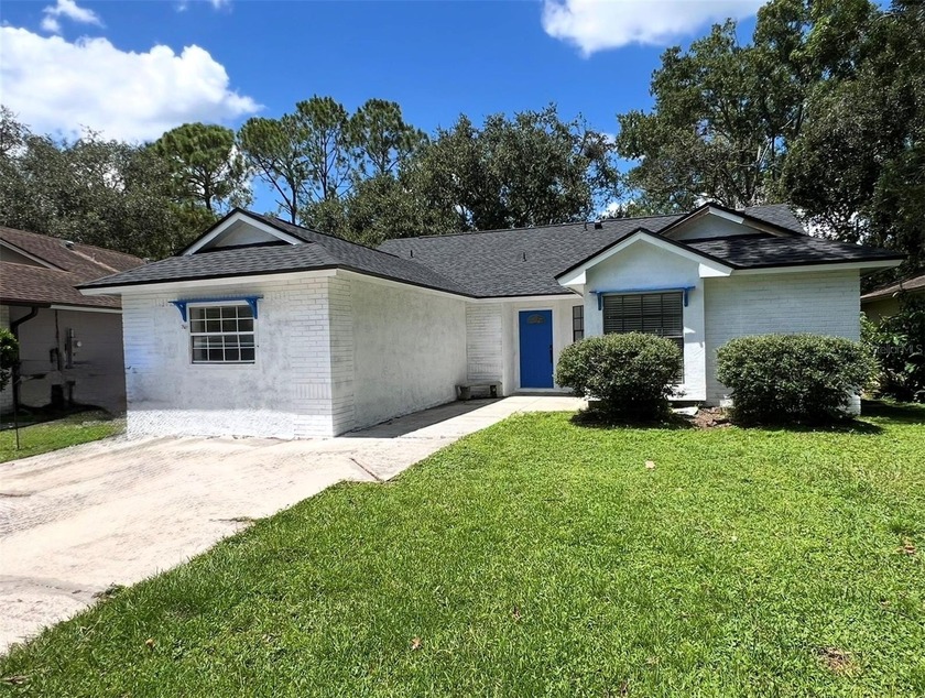 Beautifully renovated 4 bedroom, 2 bath water view home in the - Beach Home for sale in Tampa, Florida on Beachhouse.com
