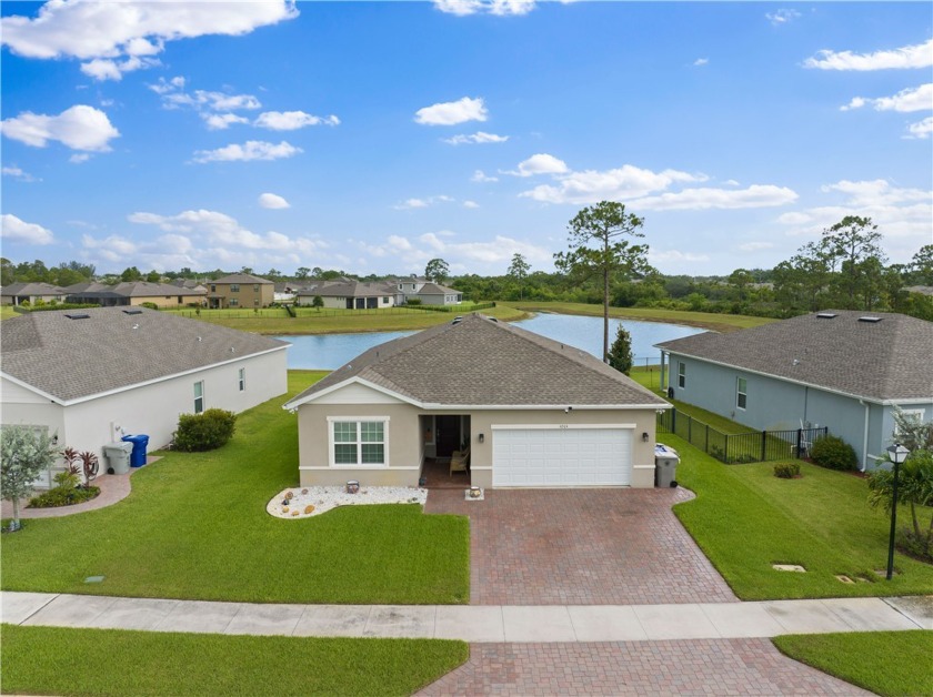 Why wait to build? Pride in ownership shows in this pristine - Beach Home for sale in Vero Beach, Florida on Beachhouse.com