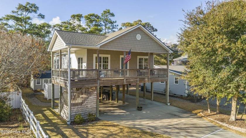 Charming Beach Cottage on Oak Island!
Experience coastal living - Beach Home for sale in Oak Island, North Carolina on Beachhouse.com