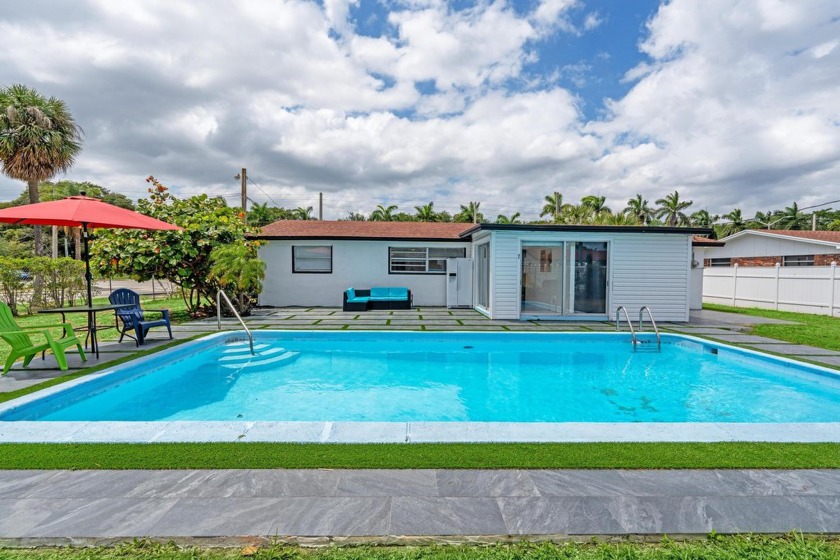 * This property qualifies for a closing credit up to $7,700 - Beach Home for sale in West Palm Beach, Florida on Beachhouse.com