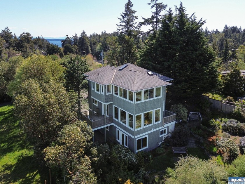 Enjoy nearly 360 degree views of the Olympics, Strait of Juan De - Beach Home for sale in Port Townsend, Washington on Beachhouse.com