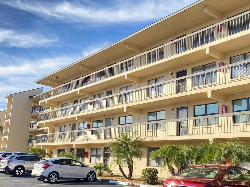 Under contract-accepting backup offers. This beautiful 2-bedroom - Beach Condo for sale in Bradenton, Florida on Beachhouse.com