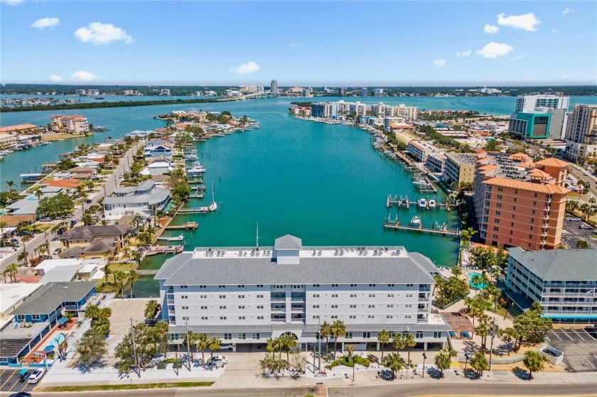 ***FULLY FURNISHED/TURNKEY CONDO WITH SHORT TERM RENTAL - Beach Condo for sale in Clearwater Beach, Florida on Beachhouse.com