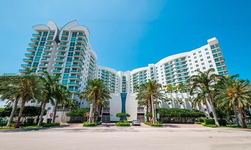 *Stylish 2-bedroom, 2-bathroom unit available at the upscale 360 - Beach Condo for sale in North Bay Village, Florida on Beachhouse.com