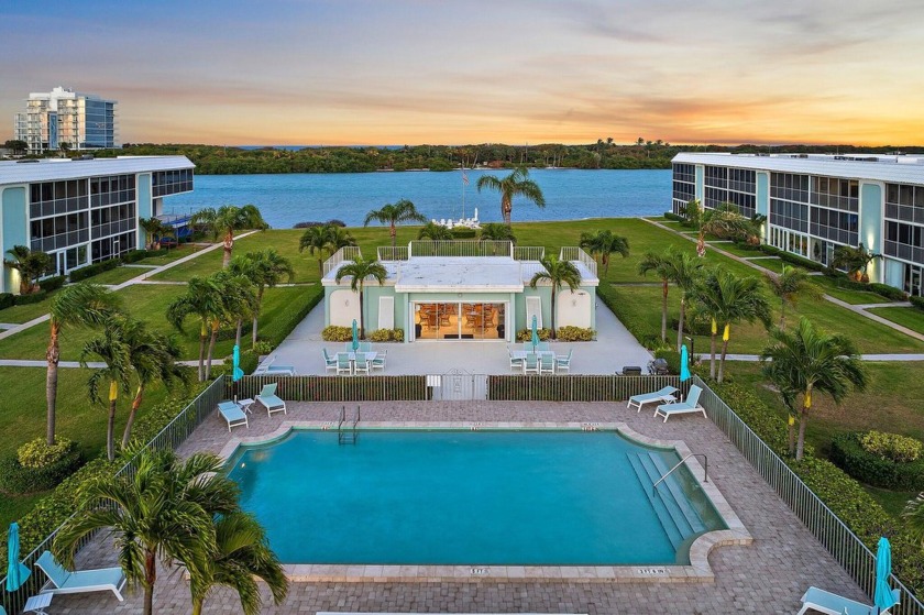 Waterway Beach condo is a hidden gem on 6 acres of prime - Beach Condo for sale in Tequesta, Florida on Beachhouse.com