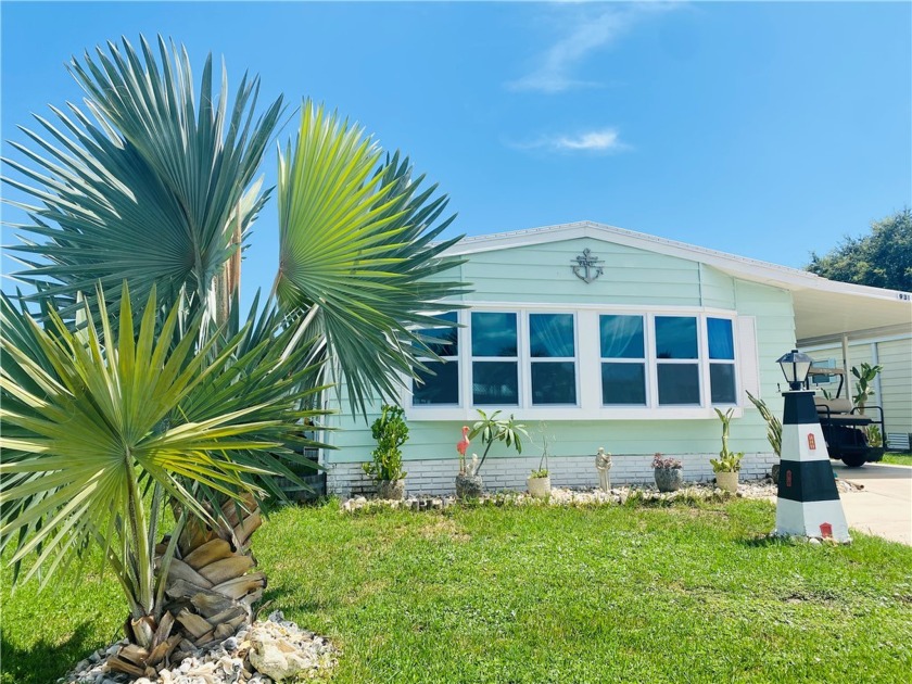 MOTIVATED SELLER SAYS BRING OFFERS! Well maintained, bright and - Beach Home for sale in Sebastian, Florida on Beachhouse.com