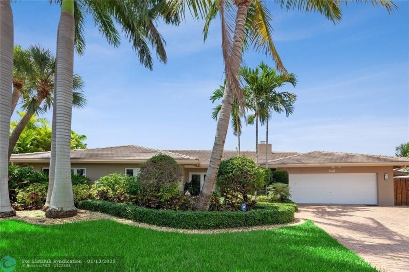 This stunning waterfront home in Coral Ridge offers the ultimate - Beach Home for sale in Fort Lauderdale, Florida on Beachhouse.com