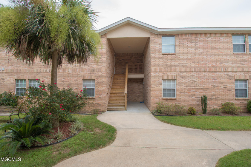 This 16 unit complex is all brick, well maintained, fenced area - Beach Home for sale in Gulfport, Mississippi on Beachhouse.com