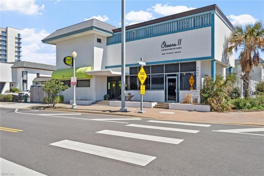 Come See this Amazing Studio at the Oceanfront. Updated and - Beach Apartment for sale in Virginia Beach, Virginia on Beachhouse.com