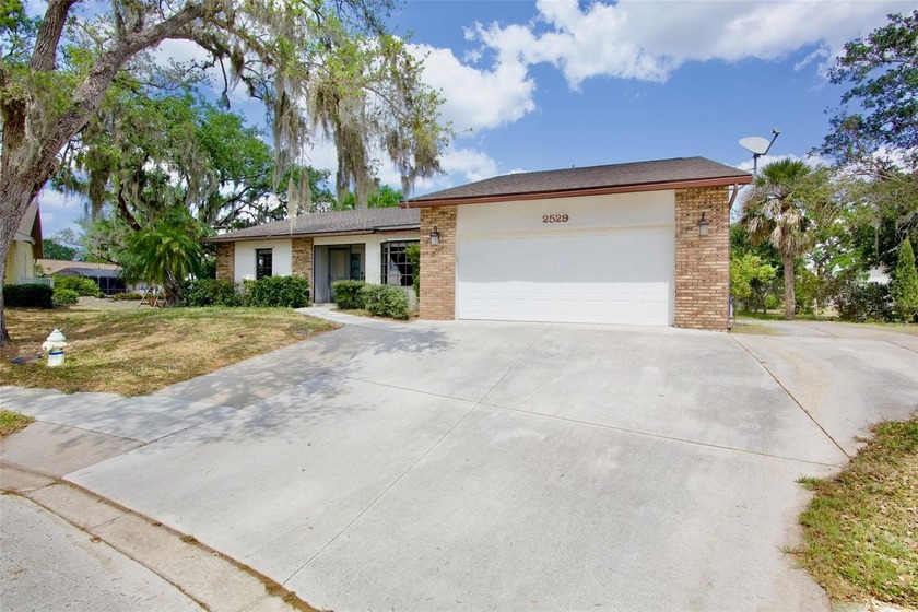 One or more photo(s) has been virtually staged. Welcome to this - Beach Home for sale in Sarasota, Florida on Beachhouse.com