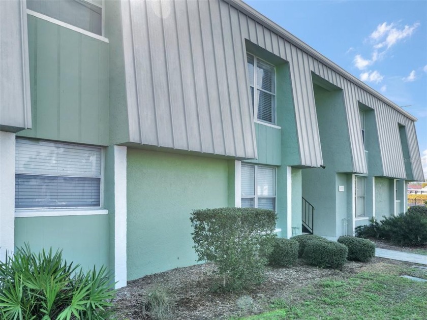 Finally! This is your chance to own a condo in Lauren Manor - Beach Condo for sale in Pinellas Park, Florida on Beachhouse.com