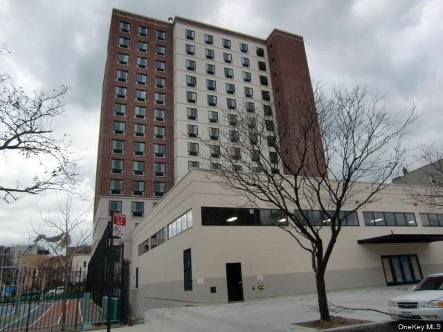 Welcome to this beautiful, lovely and spacious One bedroom One - Beach Home for sale in Brooklyn, New York on Beachhouse.com