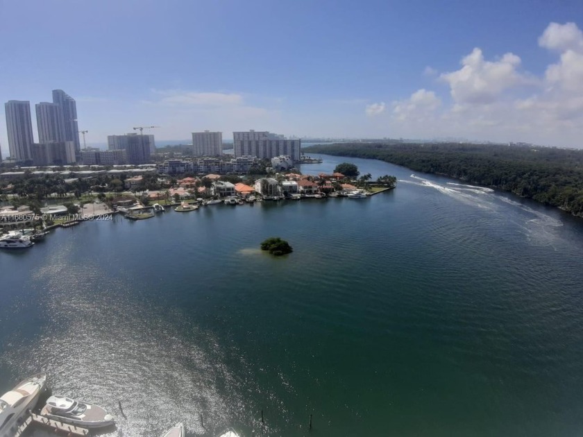 Stunning Intracoastal and Ocean views from this TurN Key & - Beach Condo for sale in Sunny Isles Beach, Florida on Beachhouse.com