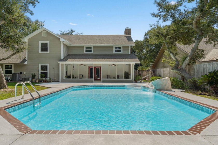 Located in the Heart of Fort Walton Beach!

Spacious 4 bed, 3 - Beach Home for sale in Fort Walton Beach, Florida on Beachhouse.com