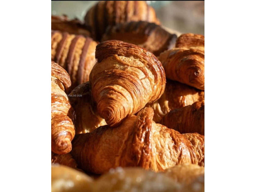 Assets sale. Turn key second gen bakery cafe with all - Beach Commercial for sale in Miami Beach, Florida on Beachhouse.com