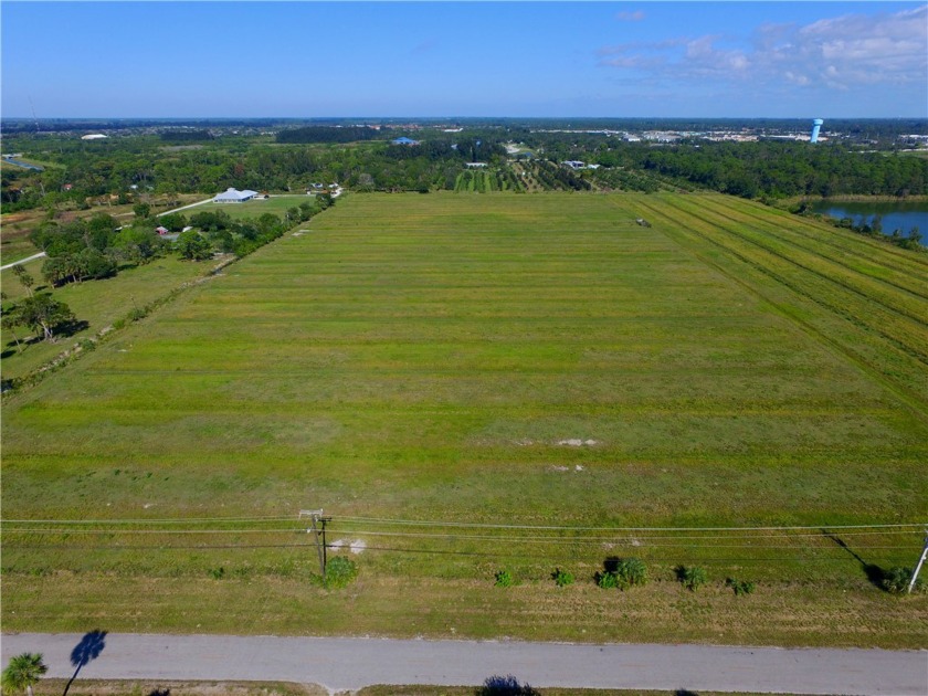 This 5+/- acre lot offers the perfect blend of seclusion and - Beach Acreage for sale in Vero Beach, Florida on Beachhouse.com