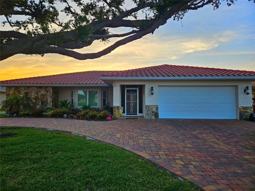At last, your search is over. This private waterfront retreat - Beach Home for sale in Venice, Florida on Beachhouse.com