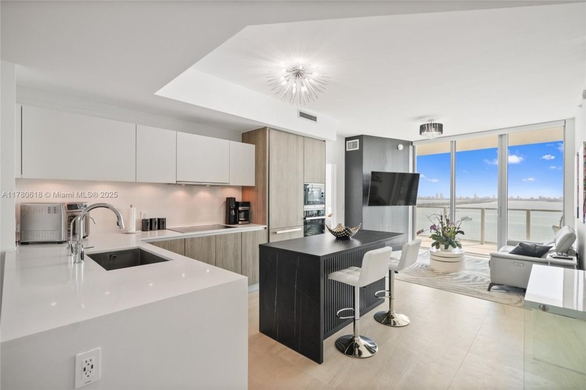 This stunning 2-bedroom, 3-bathroom condo with a den features - Beach Condo for sale in Miami, Florida on Beachhouse.com