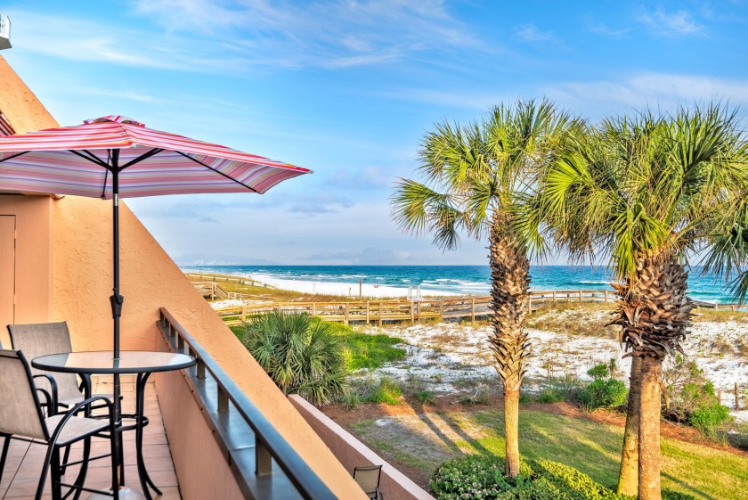 JULY AND AUGUST Dates Available Gorgeous Beachfront 2BR2BA - Beach Vacation Rentals in Destin, Florida on Beachhouse.com